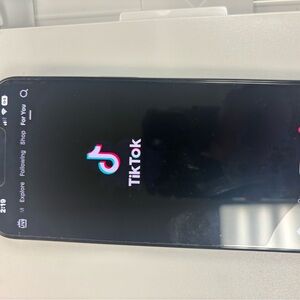 TikTok installed iphone 15 pro. Used in perfect condition! Comes with airpods